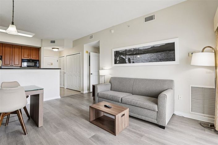 Image No.5-1 Bed Property for sale