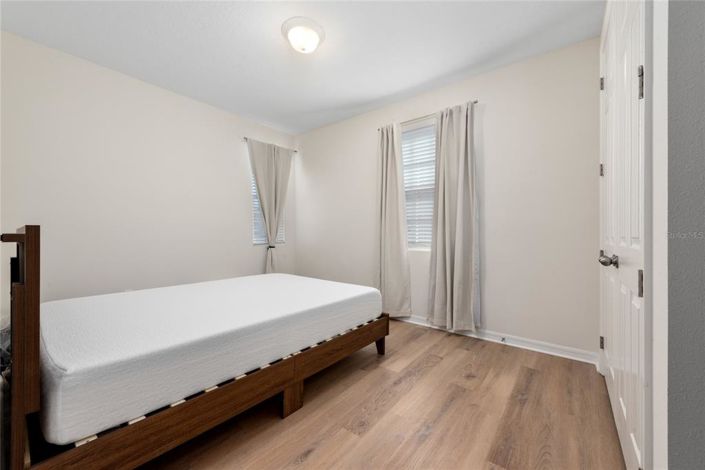 Image No.11-3 Bed Townhouse for sale