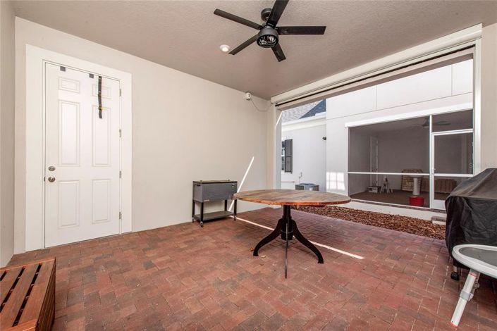 Image No.22-3 Bed Townhouse for sale