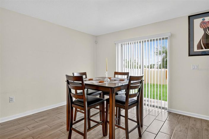 Image No.17-4 Bed Property for sale