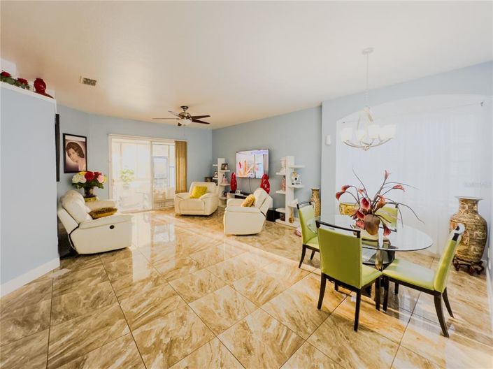 Image No.14-4 Bed Property for sale