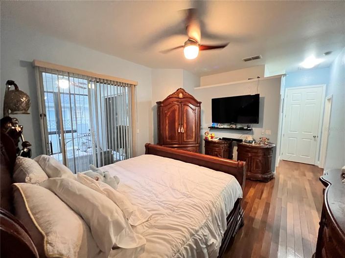 Image No.22-4 Bed Property for sale