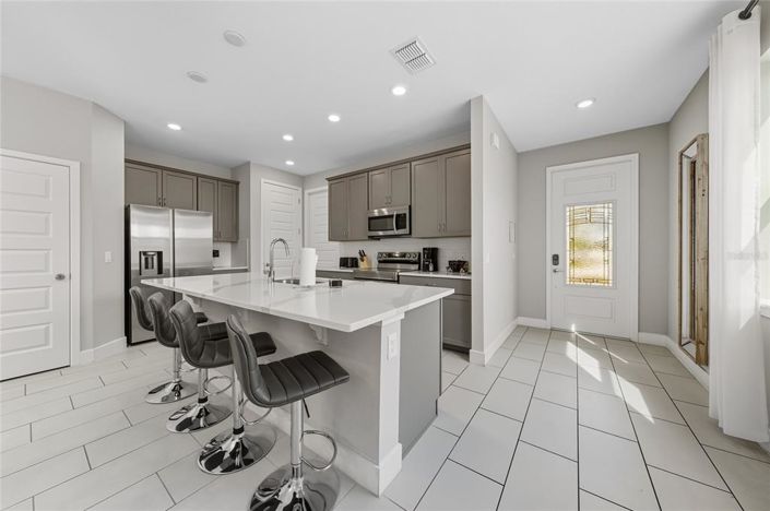 Image No.13-3 Bed Townhouse for sale