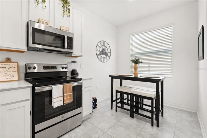 Image No.11-3 Bed Property for sale