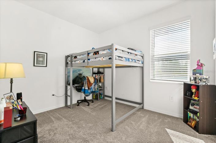 Image No.15-3 Bed Property for sale