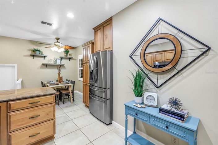 Image No.12-3 Bed Townhouse for sale