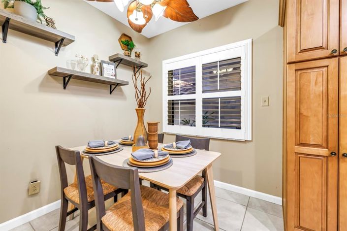 Image No.14-3 Bed Townhouse for sale