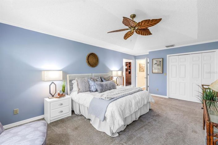 Image No.19-3 Bed Townhouse for sale