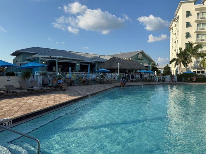 Image No.37-3 Bed Townhouse for sale