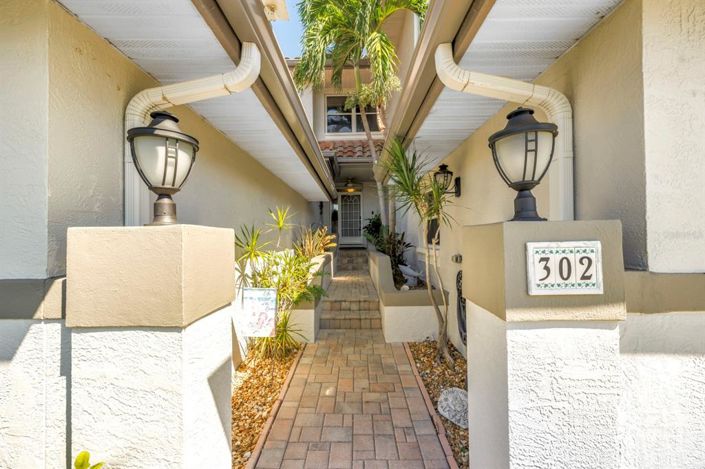 Image No.5-3 Bed Townhouse for sale