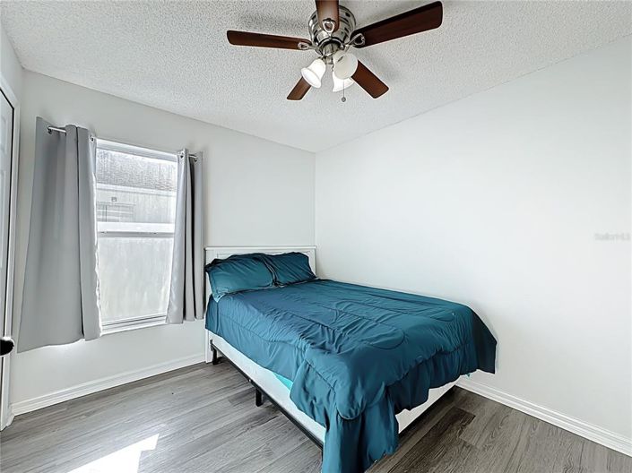 Image No.19-3 Bed Property for sale