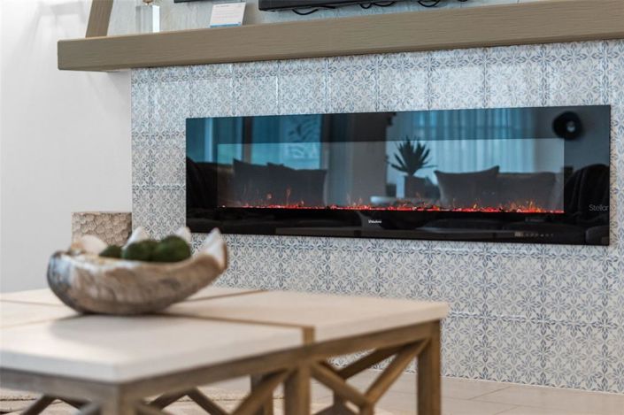 Image No.13-9 Bed Property for sale