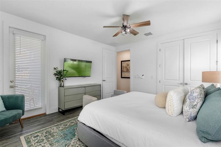 Image No.35-9 Bed Property for sale