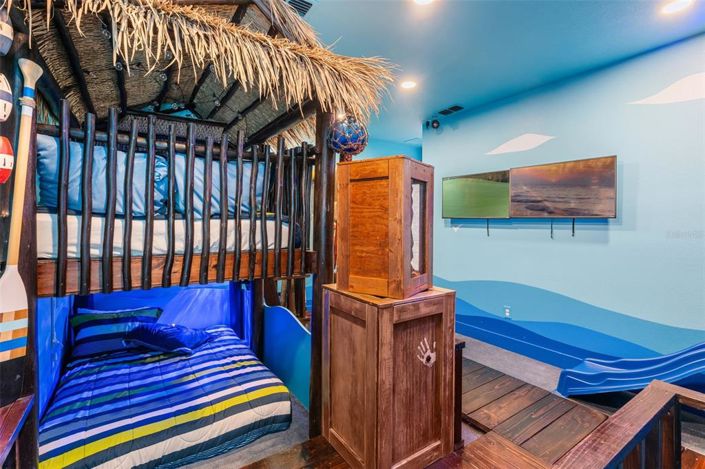 Image No.40-9 Bed Property for sale