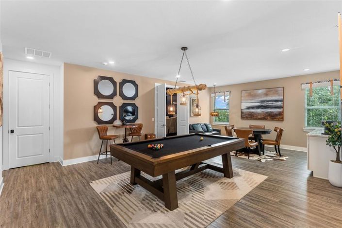 Image No.43-9 Bed Property for sale