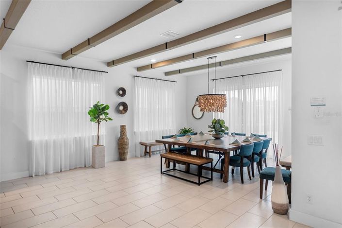 Image No.8-9 Bed Property for sale