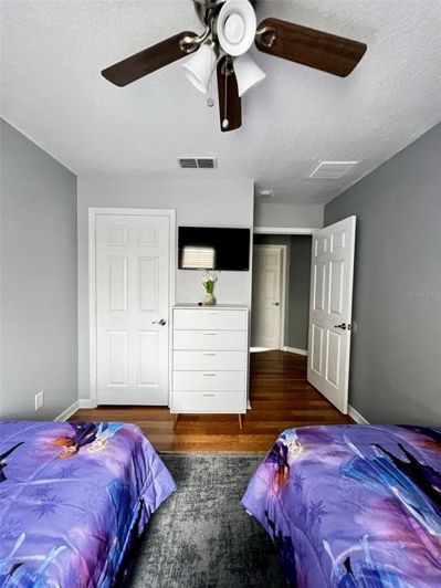 Image No.12-3 Bed Townhouse for sale