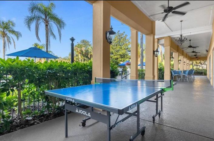 Image No.18-3 Bed Townhouse for sale