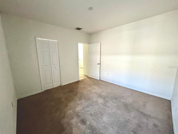 Image No.27-3 Bed Property for sale