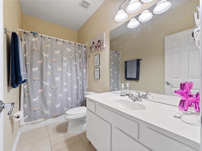 Image No.18-3 Bed Property for sale