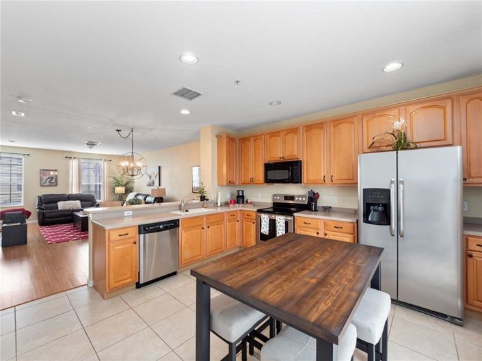 Image No.7-3 Bed Property for sale