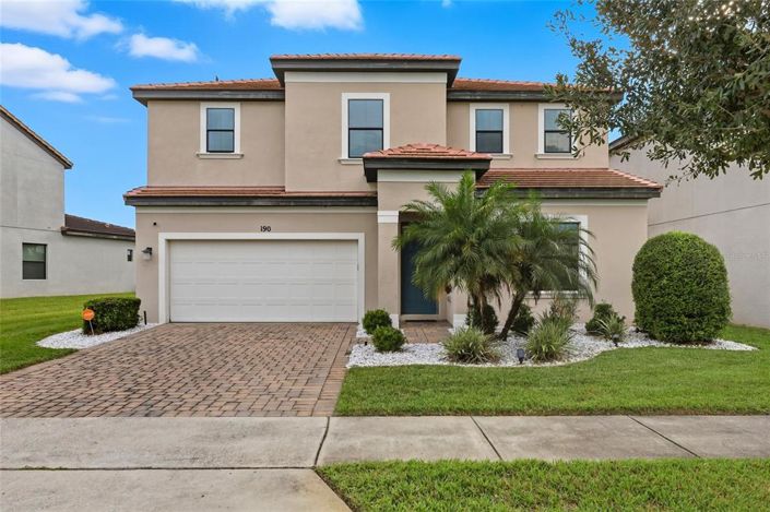 Image No.12-4 Bed Property for sale