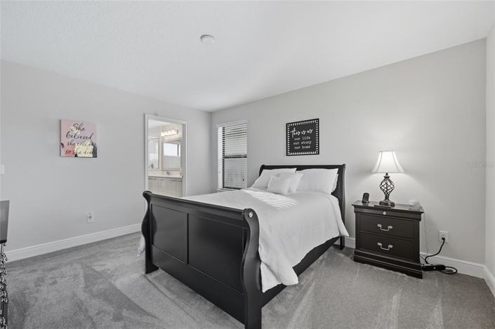 Image No.36-4 Bed Property for sale