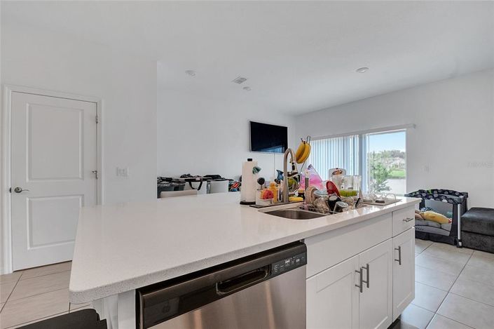 Image No.12-3 Bed Townhouse for sale