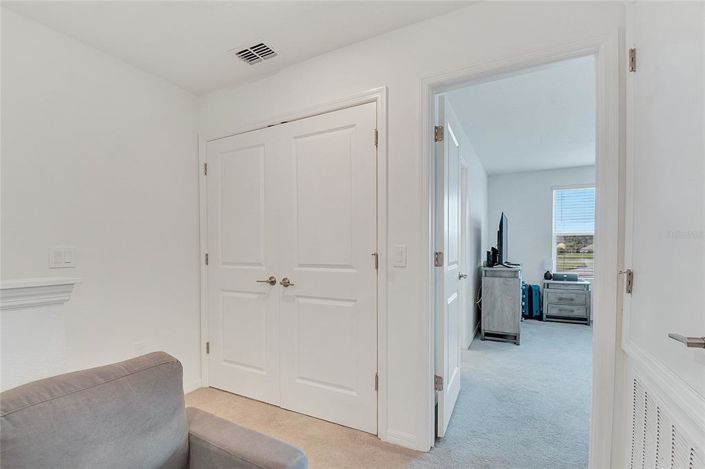 Image No.21-3 Bed Townhouse for sale