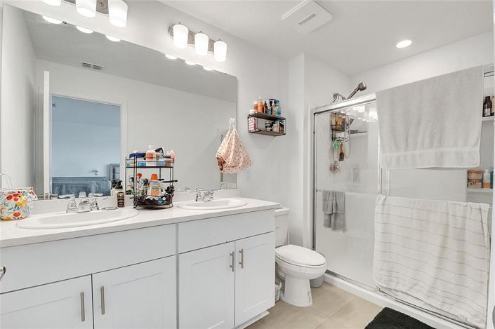 Image No.25-3 Bed Townhouse for sale