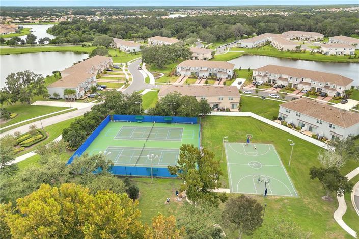 Image No.55-3 Bed Townhouse for sale