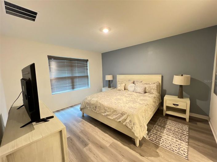 Image No.8-3 Bed Property for sale