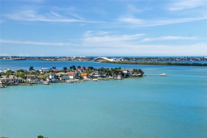 Image No.37-2 Bed Property for sale