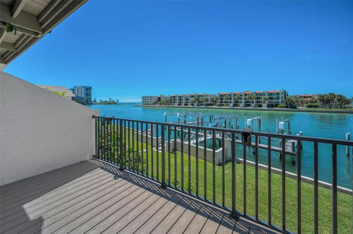 Image No.22-3 Bed Property for sale