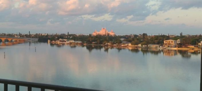 Image No.3-2 Bed Property for sale