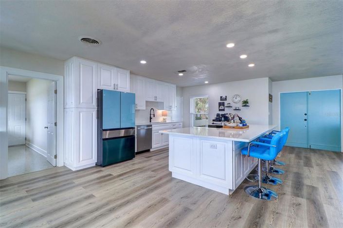 Image No.7-3 Bed Property for sale