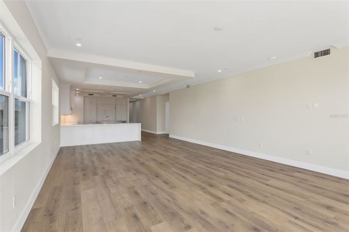 Image No.12-4 Bed Property for sale