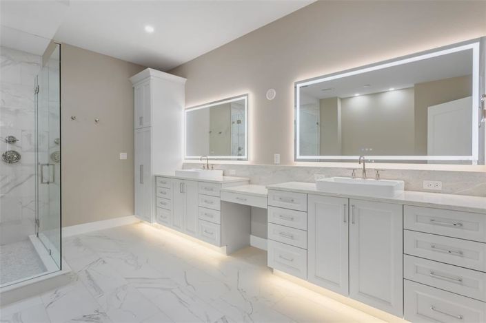 Image No.23-4 Bed Property for sale