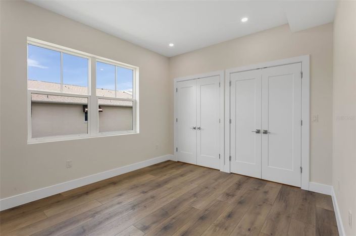 Image No.32-4 Bed Property for sale