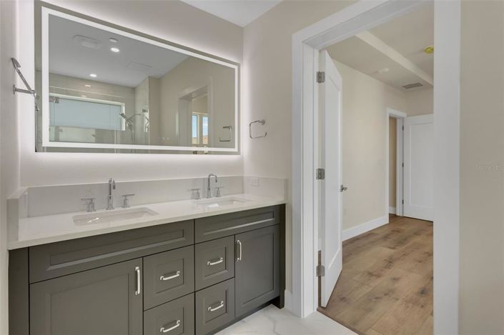 Image No.33-4 Bed Property for sale