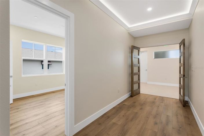 Image No.6-4 Bed Property for sale