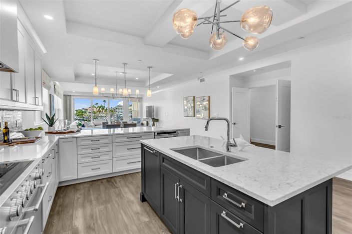 Image No.11-4 Bed Property for sale