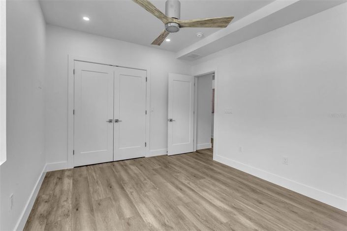 Image No.33-4 Bed Property for sale