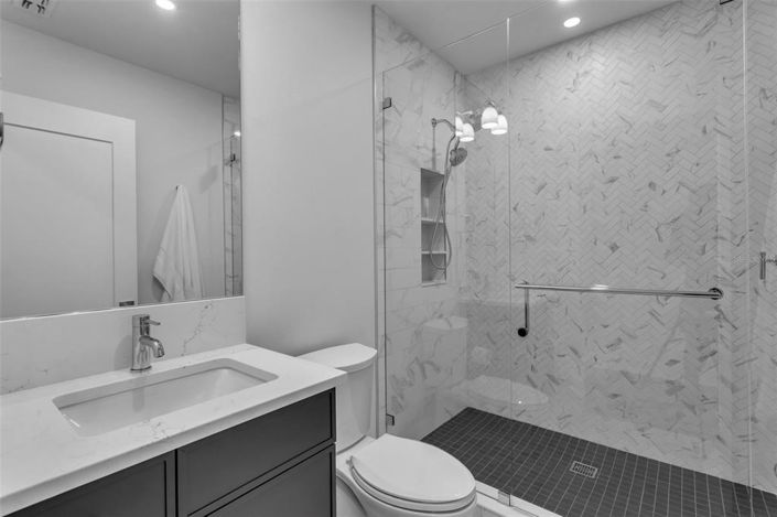 Image No.36-4 Bed Property for sale