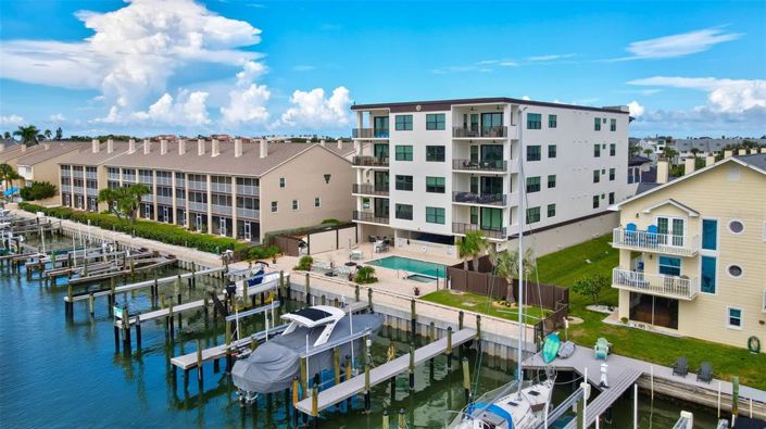 Image No.3-4 Bed Property for sale