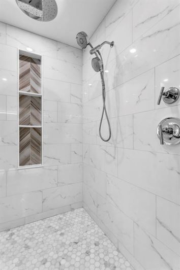 Image No.36-4 Bed Property for sale