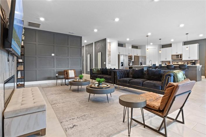 Image No.12-13 Bed Property for sale