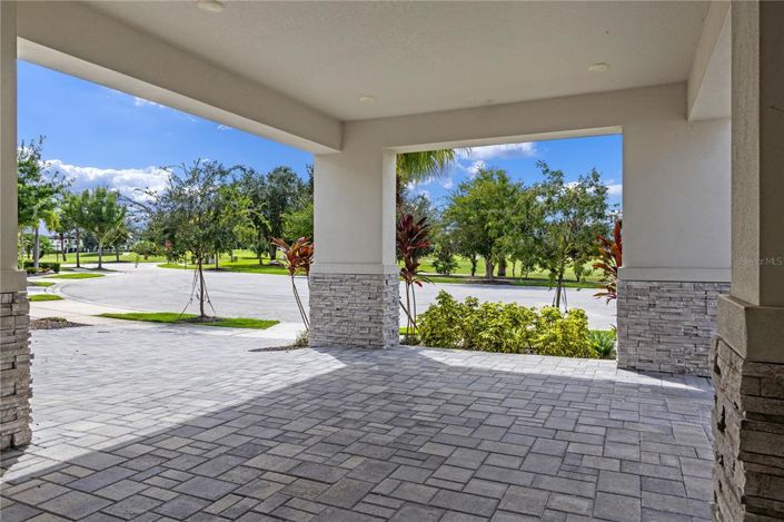 Image No.6-13 Bed Property for sale