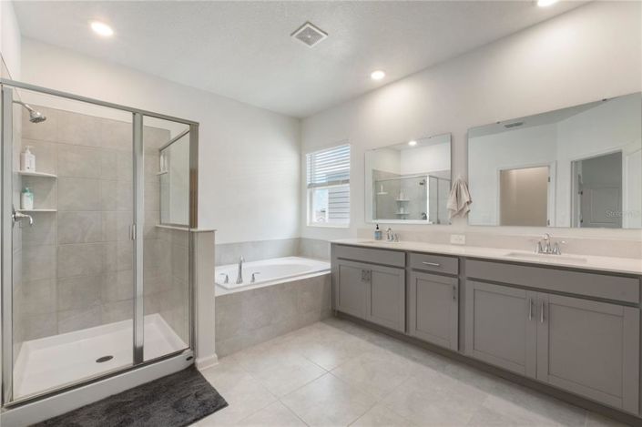 Image No.15-5 Bed Property for sale