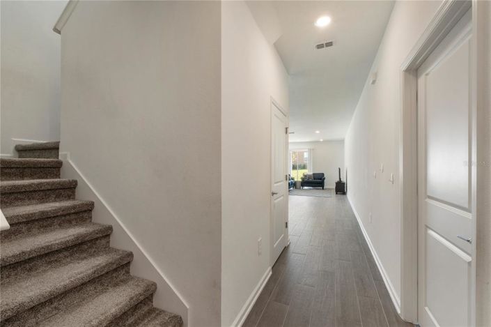 Image No.4-5 Bed Property for sale